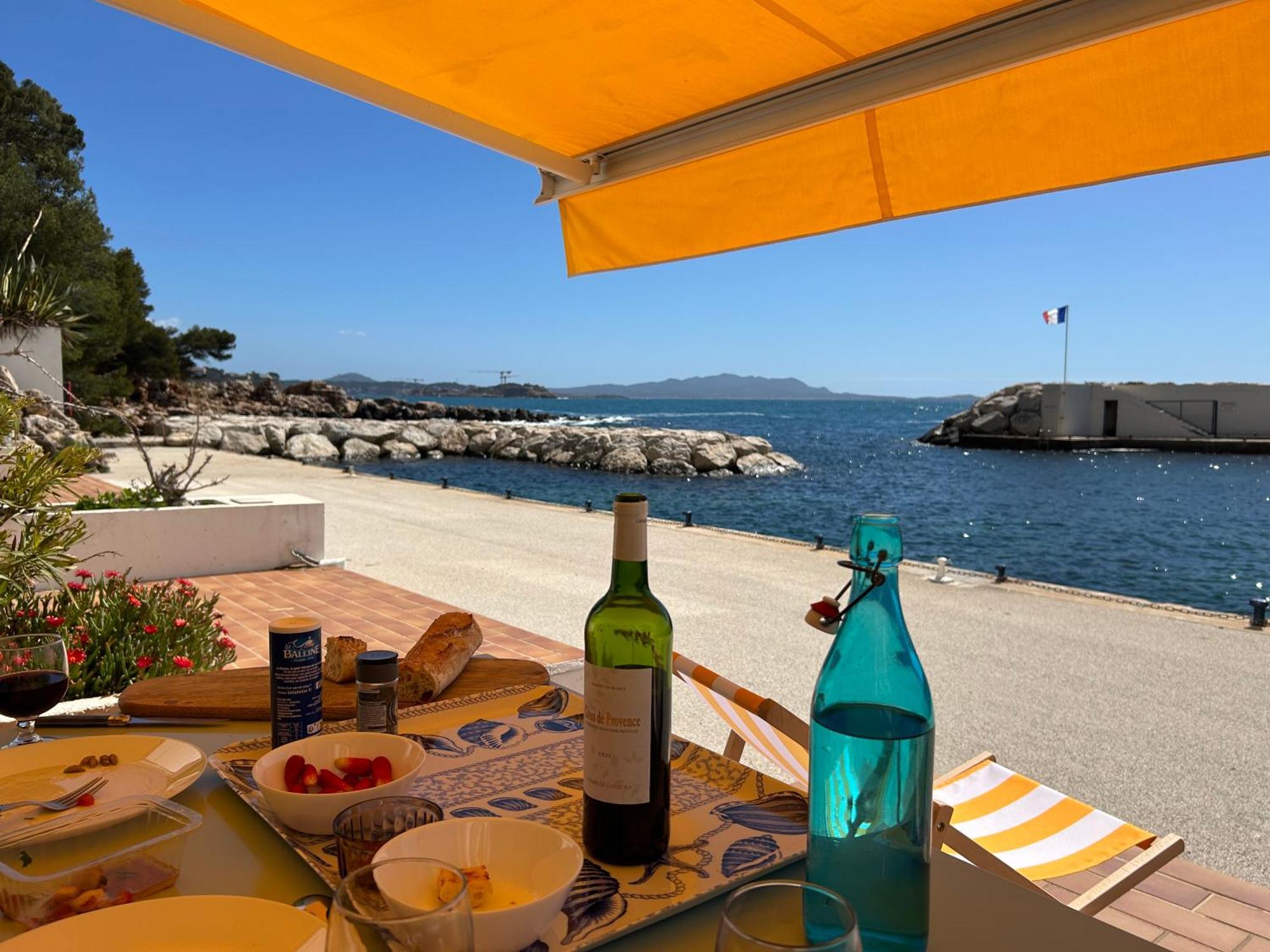 Horizon Bleu Bandol : Appartement Pieds Dans L'Eau Luaran gambar
