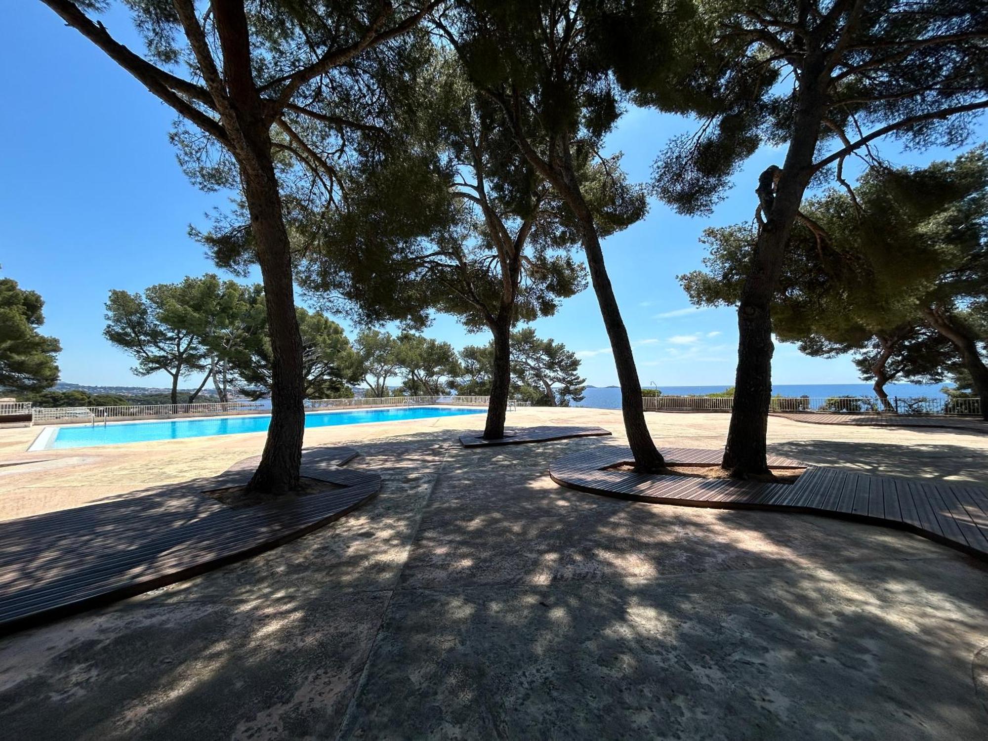 Horizon Bleu Bandol : Appartement Pieds Dans L'Eau Luaran gambar