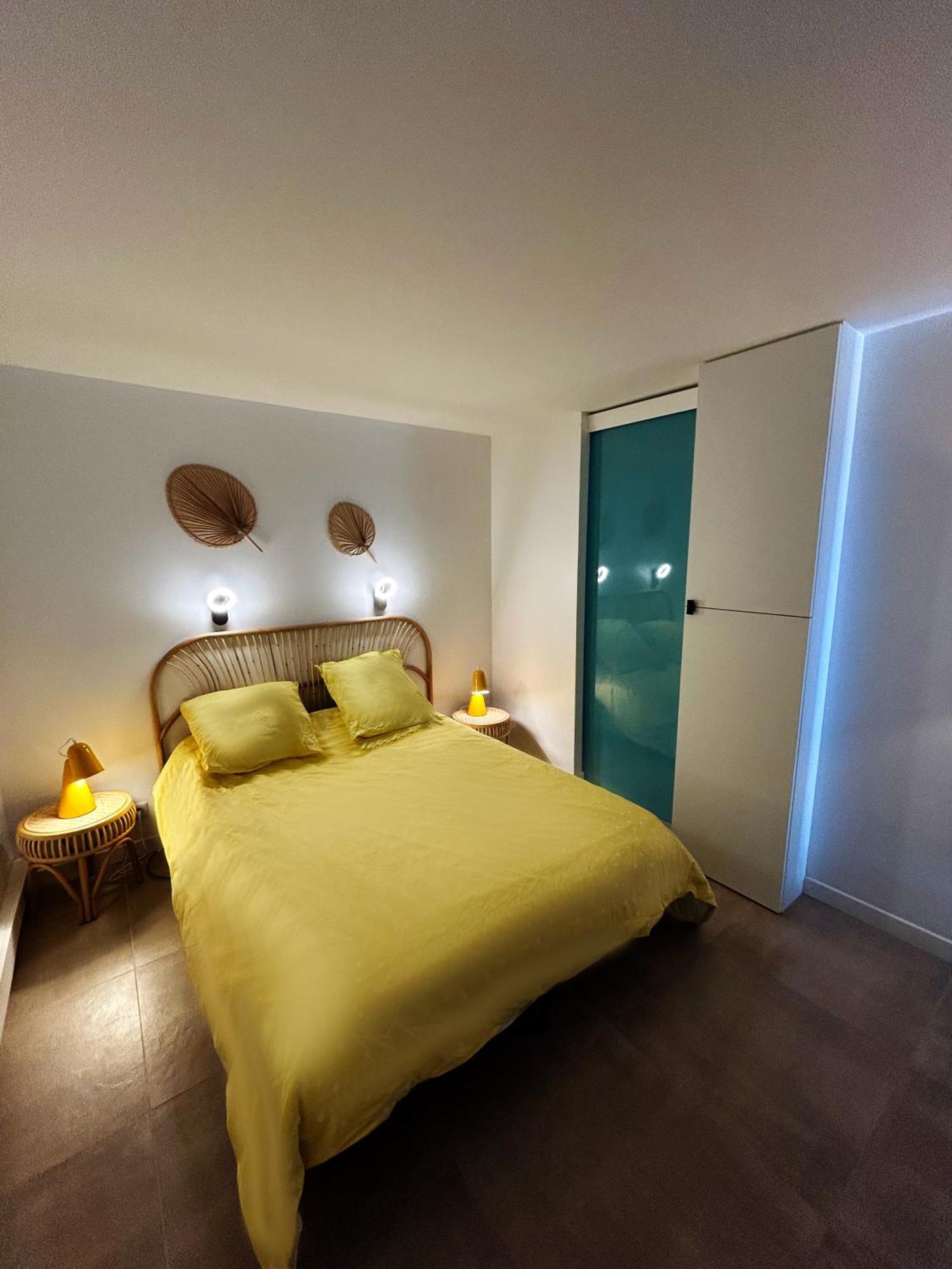 Horizon Bleu Bandol : Appartement Pieds Dans L'Eau Luaran gambar